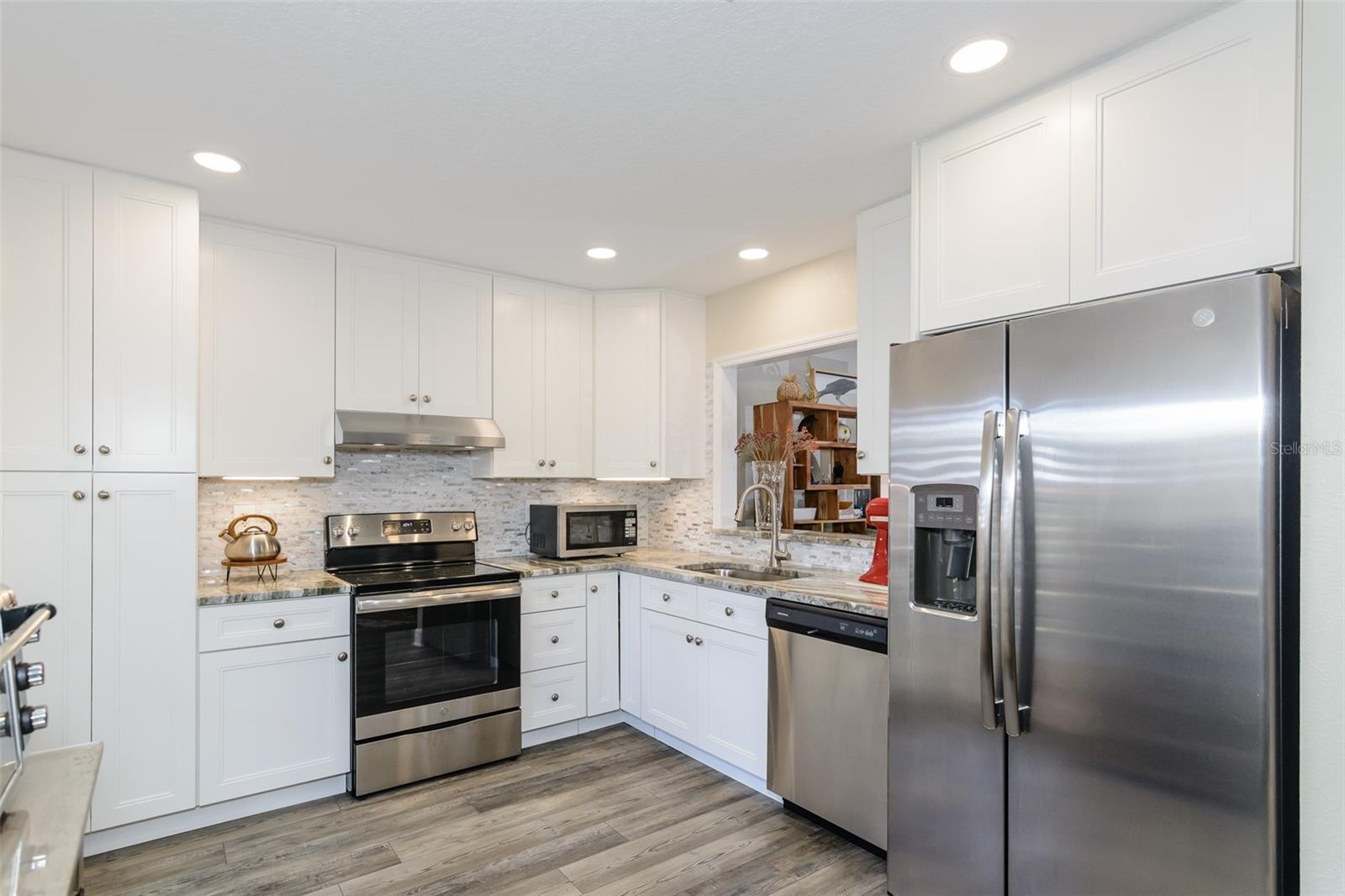 322 WINDRUSH LOOP #22, TARPON SPRINGS, FL, 34689