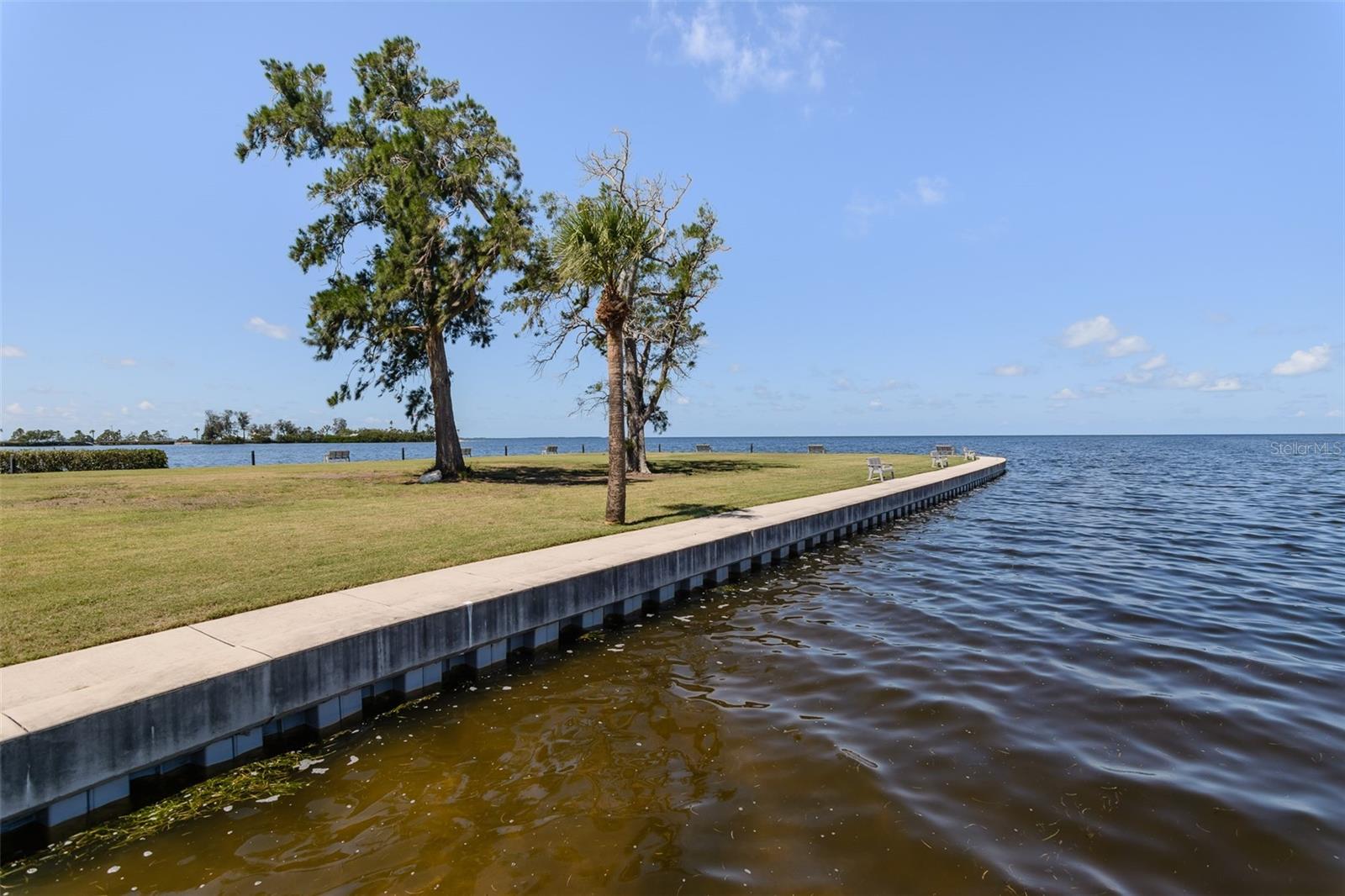 322 WINDRUSH LOOP #22, TARPON SPRINGS, FL, 34689