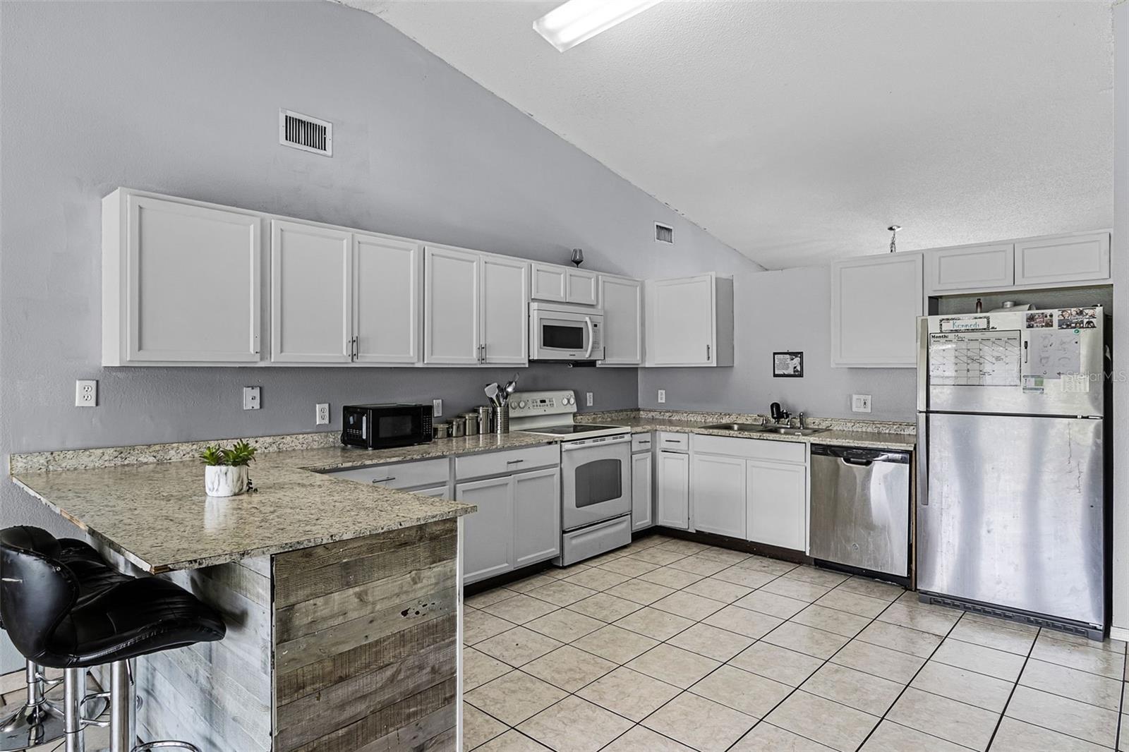 460 FLAMINGO CT, KISSIMMEE, FL, 34759