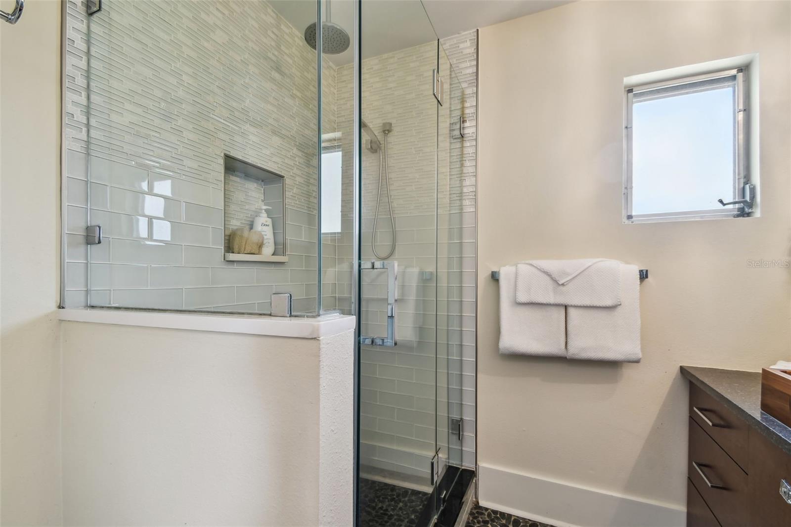 834 26TH AVE N, ST PETERSBURG, FL, 33704