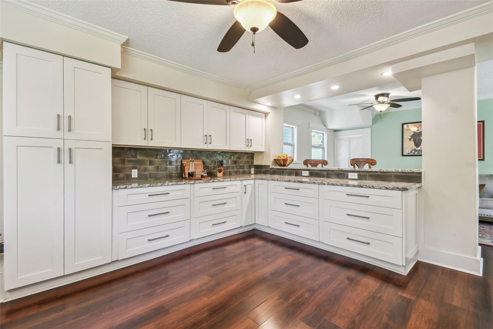 834 26TH AVE N, ST PETERSBURG, FL, 33704