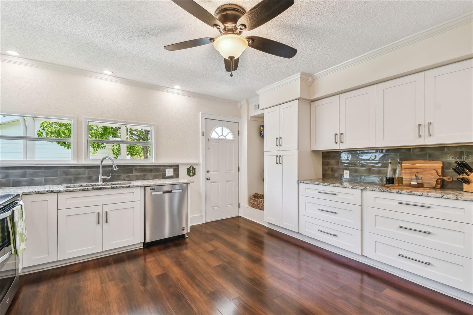 834 26TH AVE N, ST PETERSBURG, FL, 33704