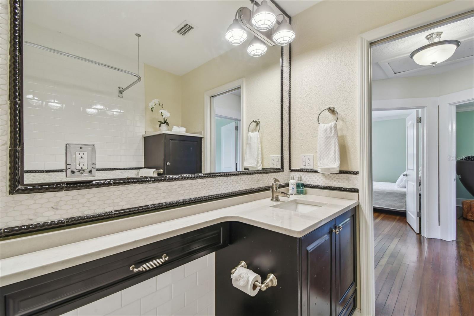 834 26TH AVE N, ST PETERSBURG, FL, 33704