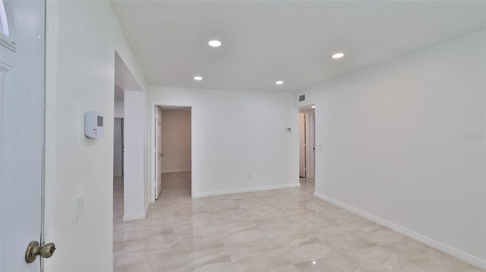 326 HOBART AVE, DAYTONA BEACH, FL, 32114