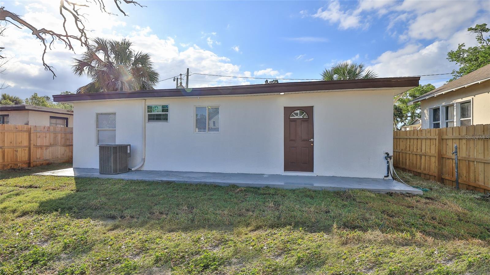326 HOBART AVE, DAYTONA BEACH, FL, 32114