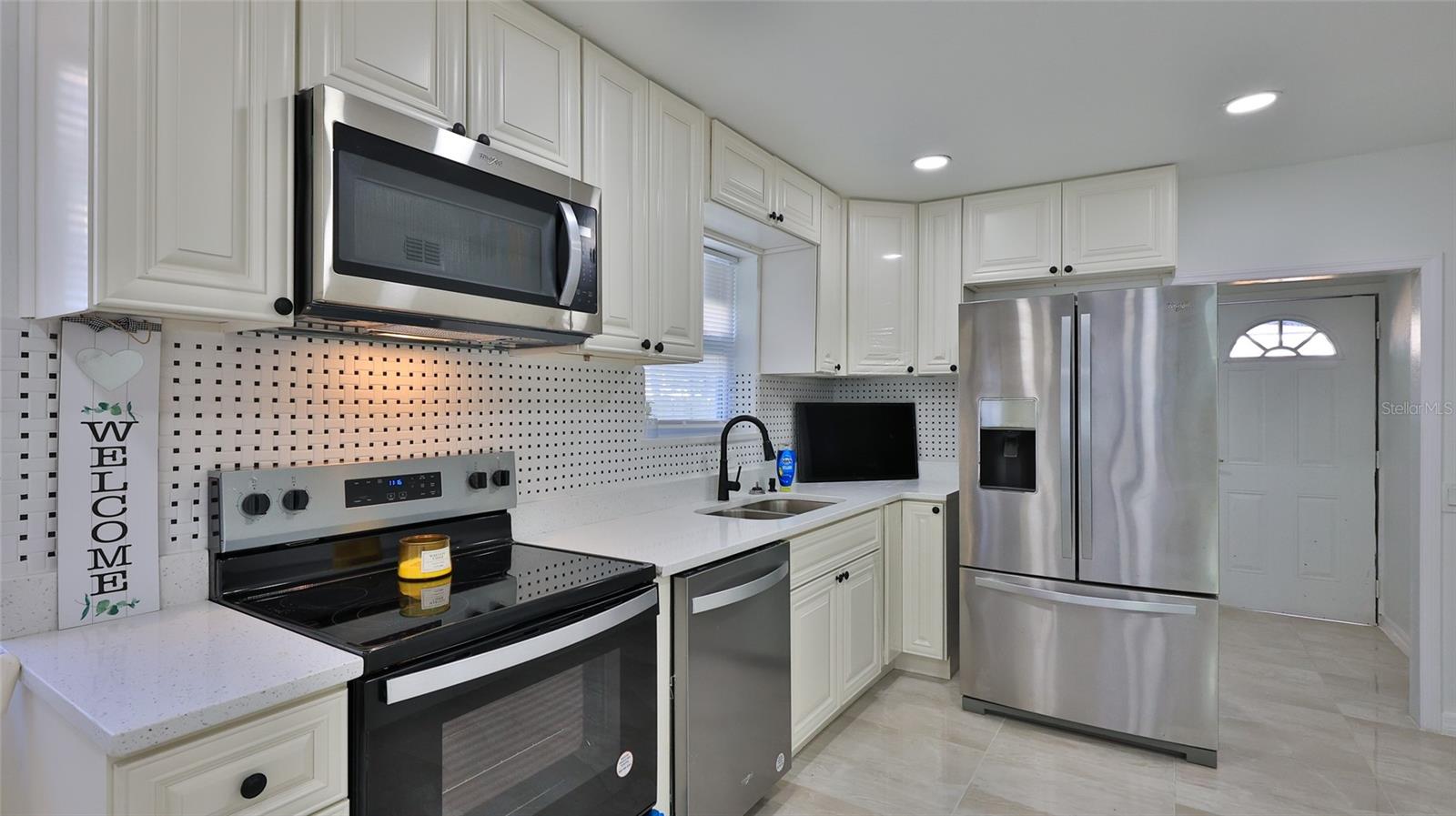 326 HOBART AVE, DAYTONA BEACH, FL, 32114