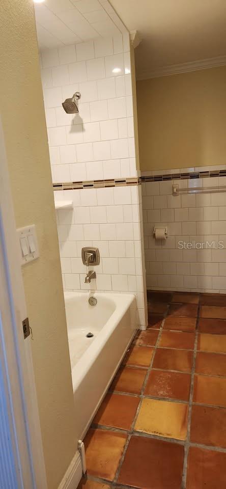 2103 DOUD ST, SARASOTA, FL, 34231