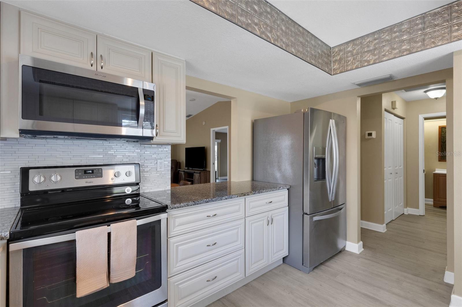 3666 BONAVENTURE CT, SARASOTA, FL, 34243