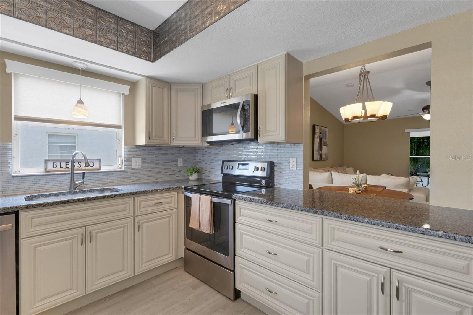 3666 BONAVENTURE CT, SARASOTA, FL, 34243