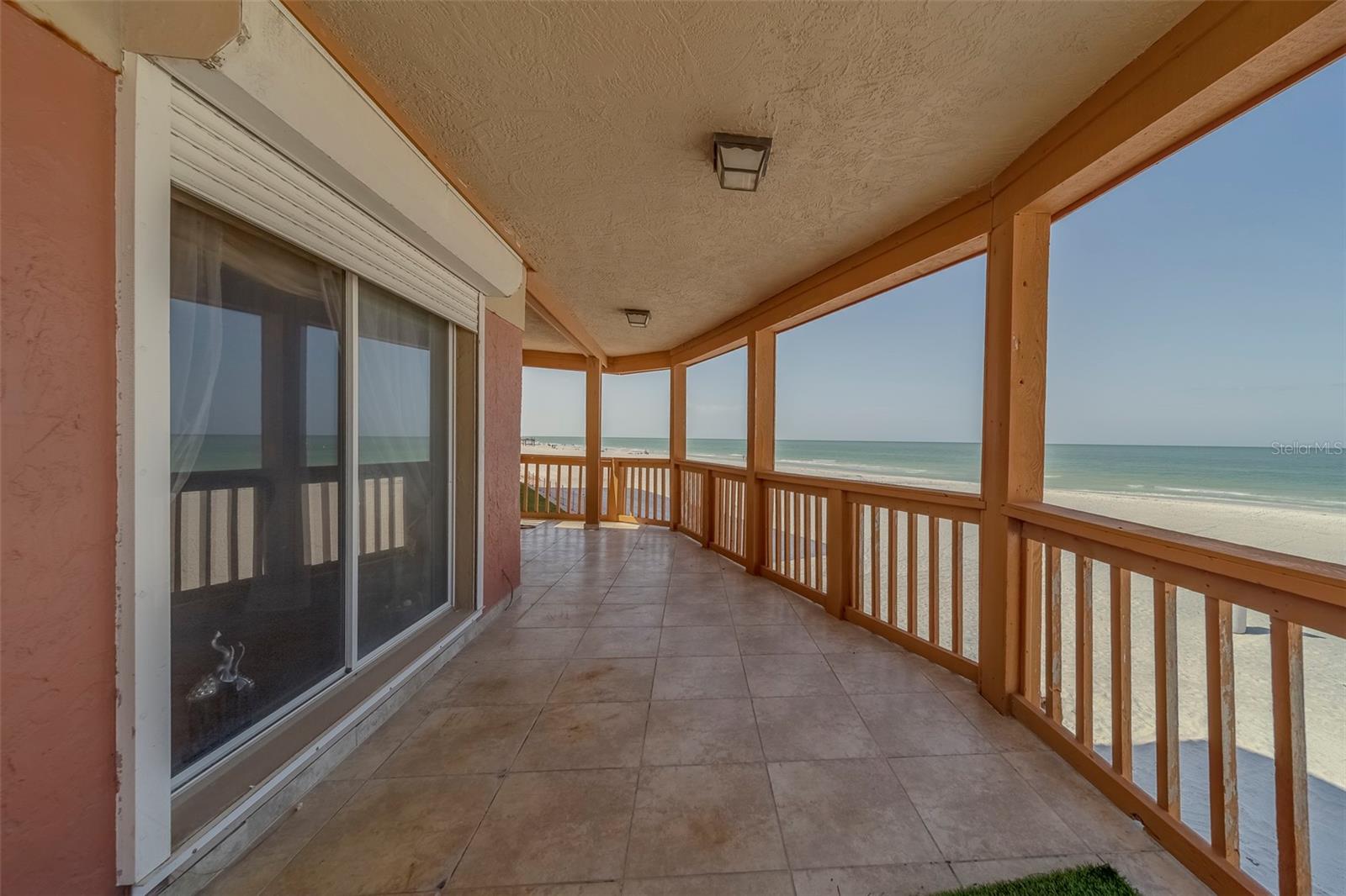 TB8385131 Property Photo