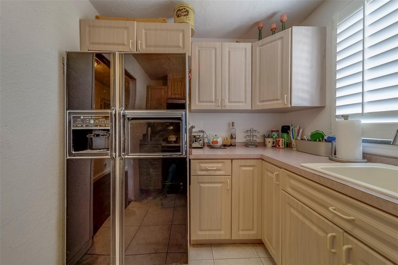 TB8385131 Property Photo