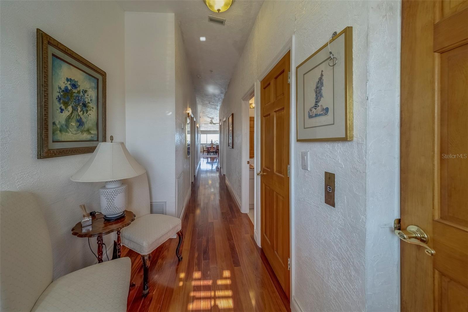 TB8385131 Property Photo