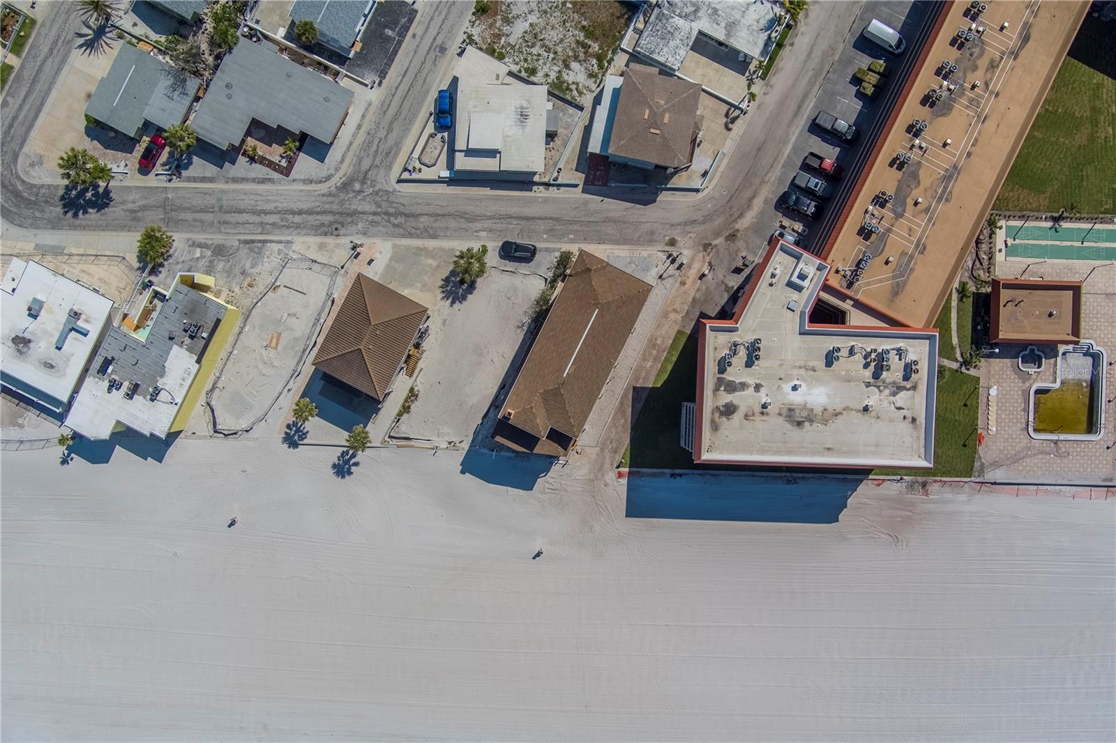 TB8385131 Property Photo