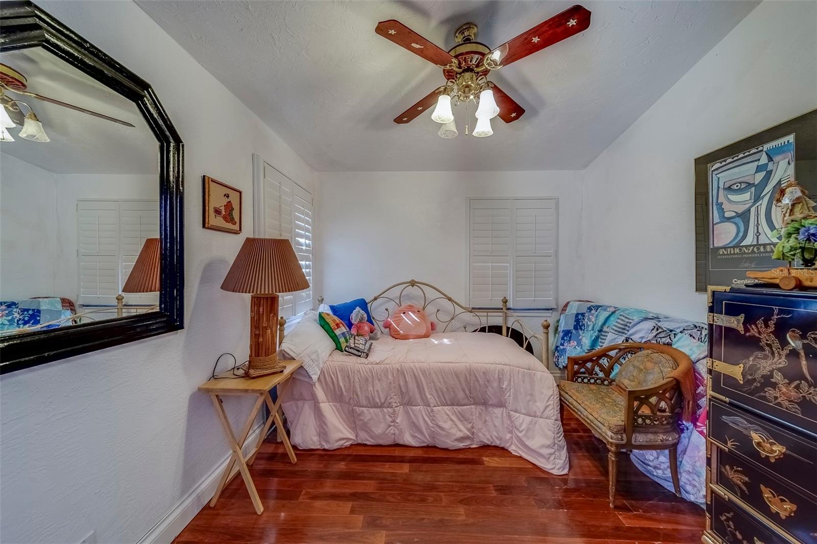 TB8385131 Property Photo