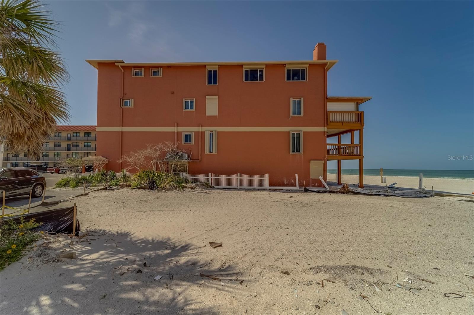 TB8385131 Property Photo