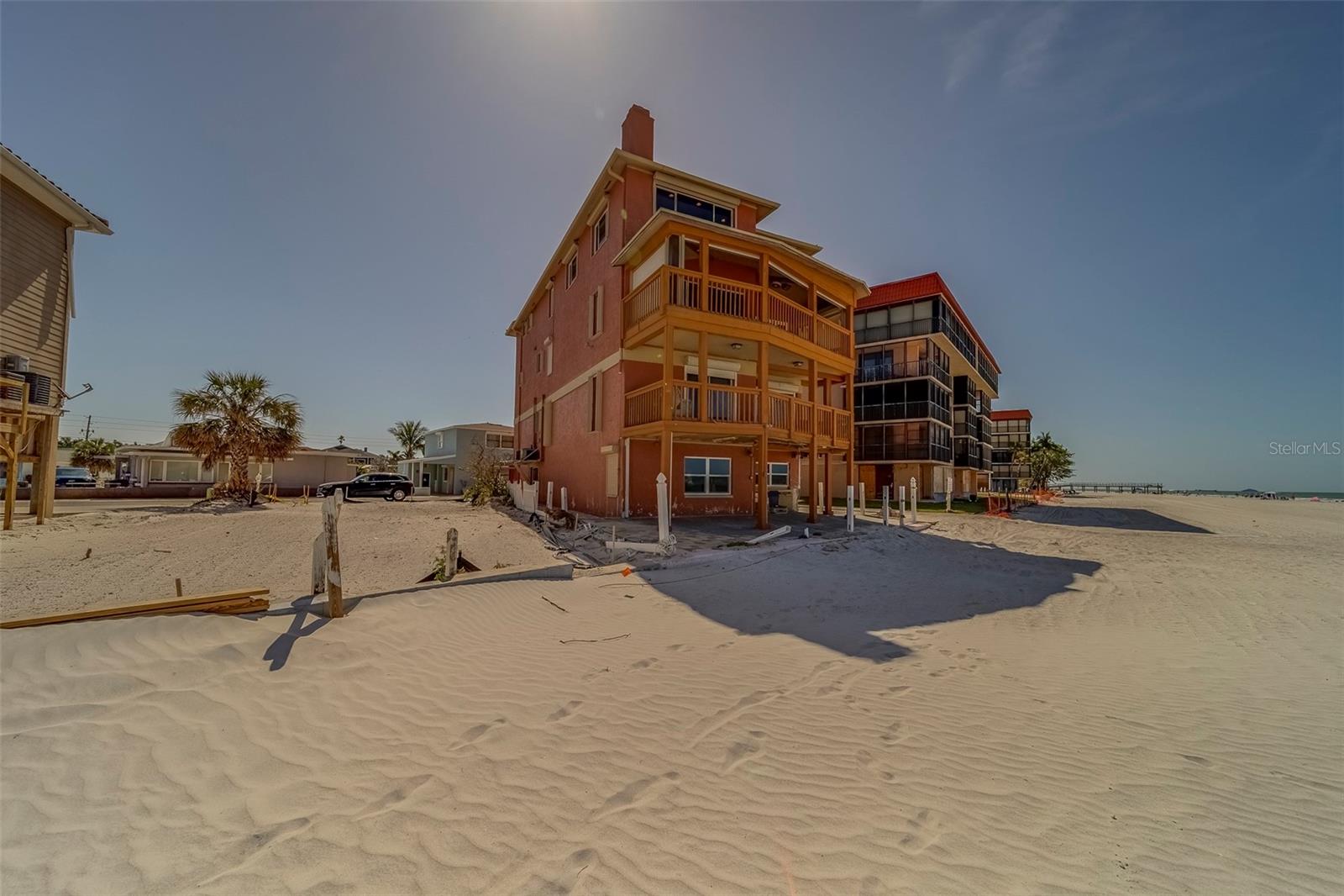 TB8385131 Property Photo