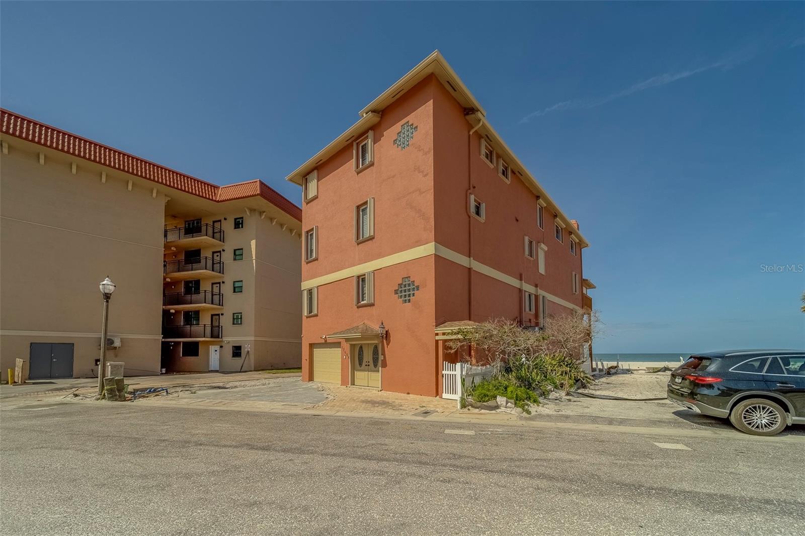 TB8385131 Property Photo