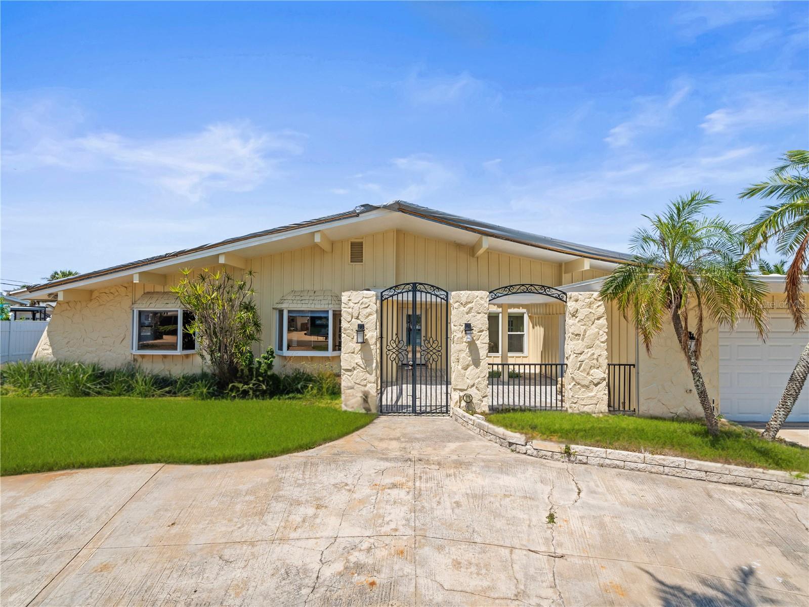5409 PALI WAY, ST PETE BEACH, FL, 33706