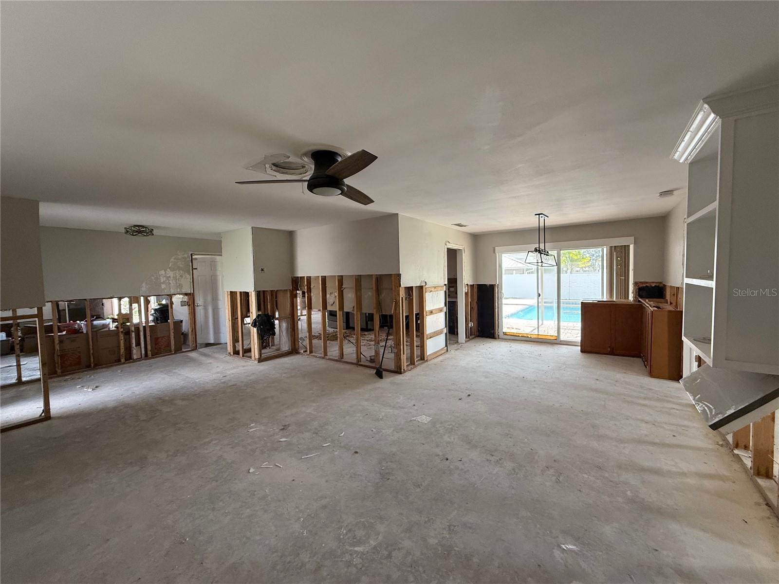 5201 DENVER ST NE, ST PETERSBURG, FL, 33703