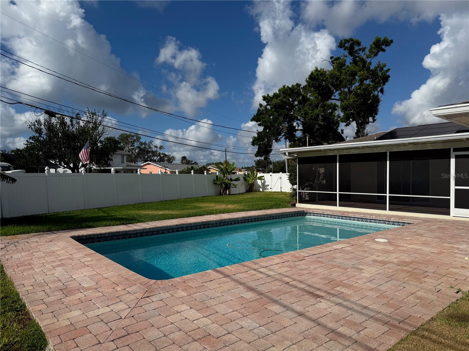 5201 DENVER ST NE, ST PETERSBURG, FL, 33703