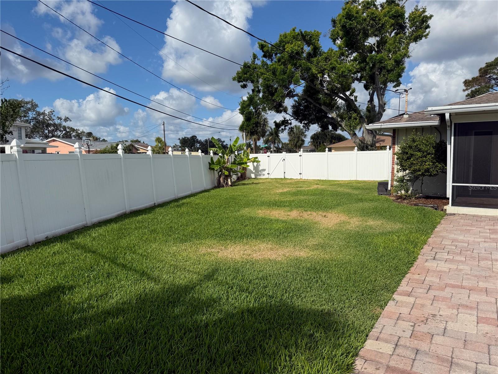 5201 DENVER ST NE, ST PETERSBURG, FL, 33703