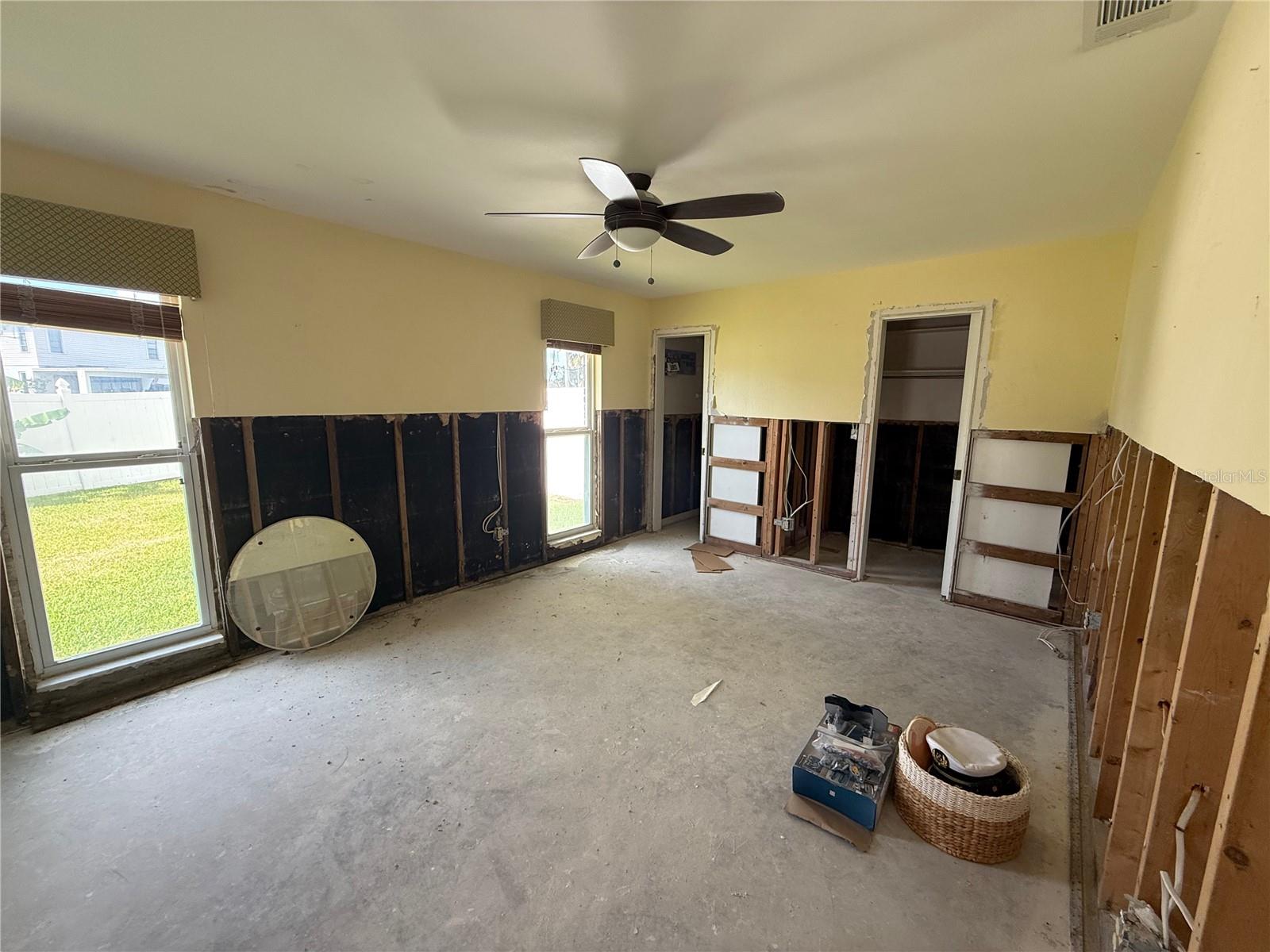 5201 DENVER ST NE, ST PETERSBURG, FL, 33703