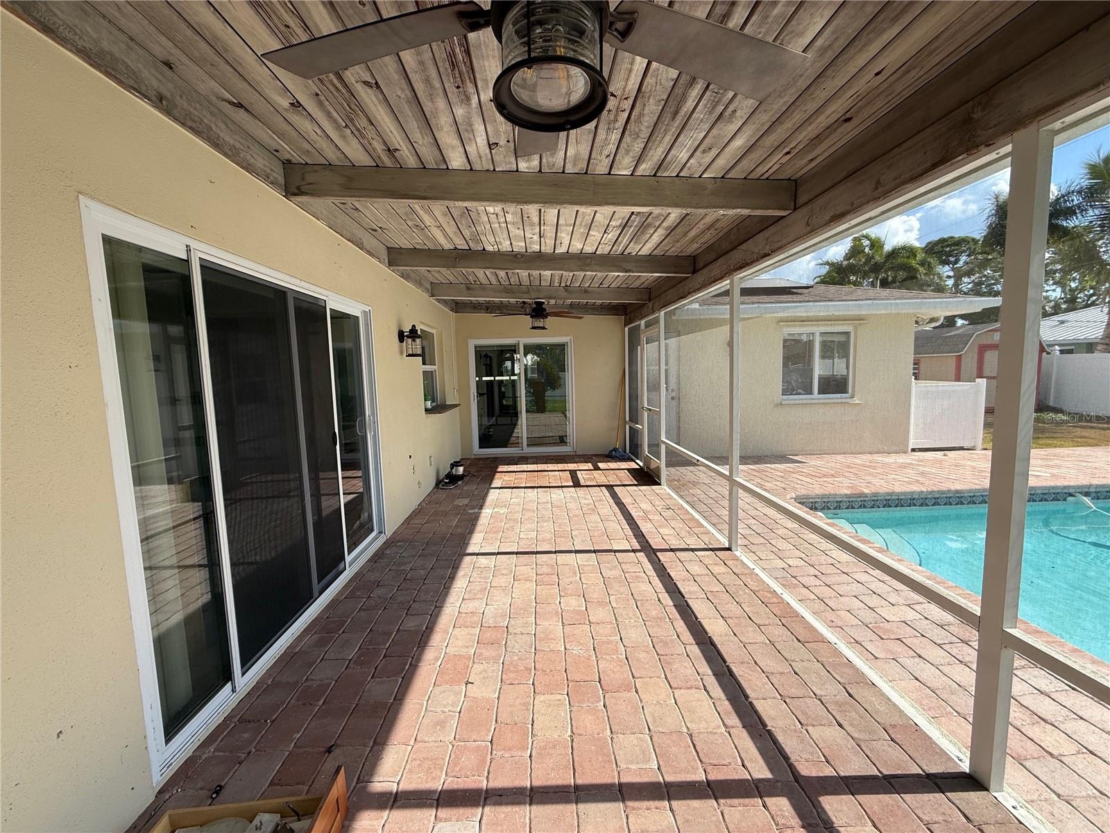 5201 DENVER ST NE, ST PETERSBURG, FL, 33703