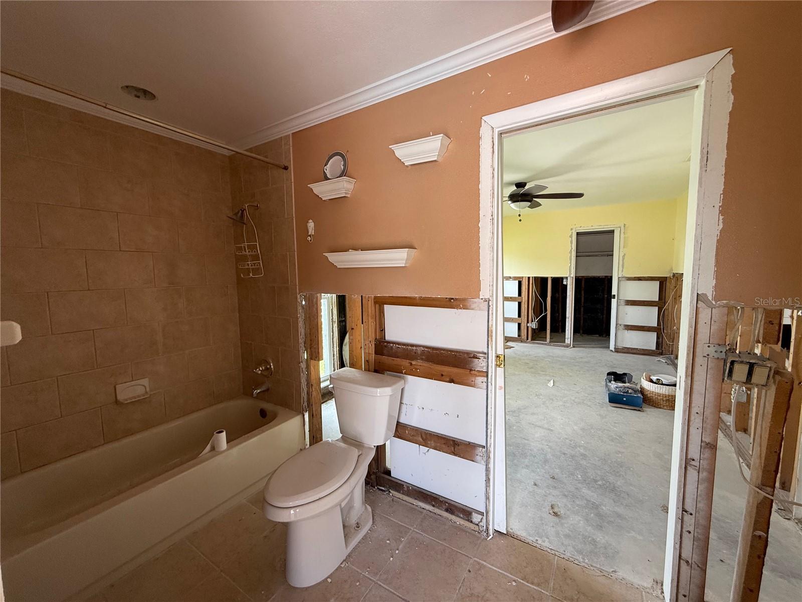 5201 DENVER ST NE, ST PETERSBURG, FL, 33703