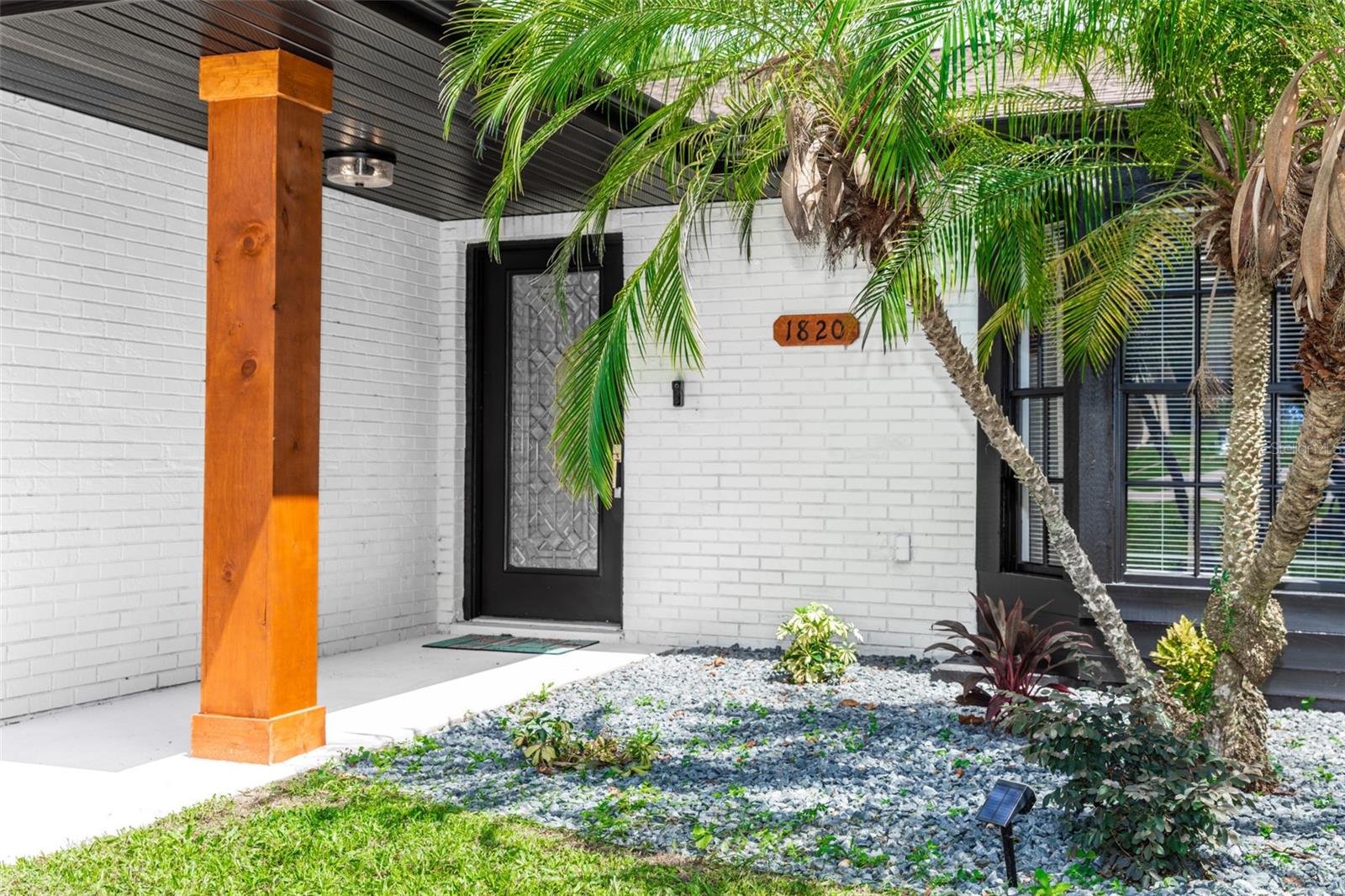 1820 N MERRICK DR, DELTONA, FL, 32738