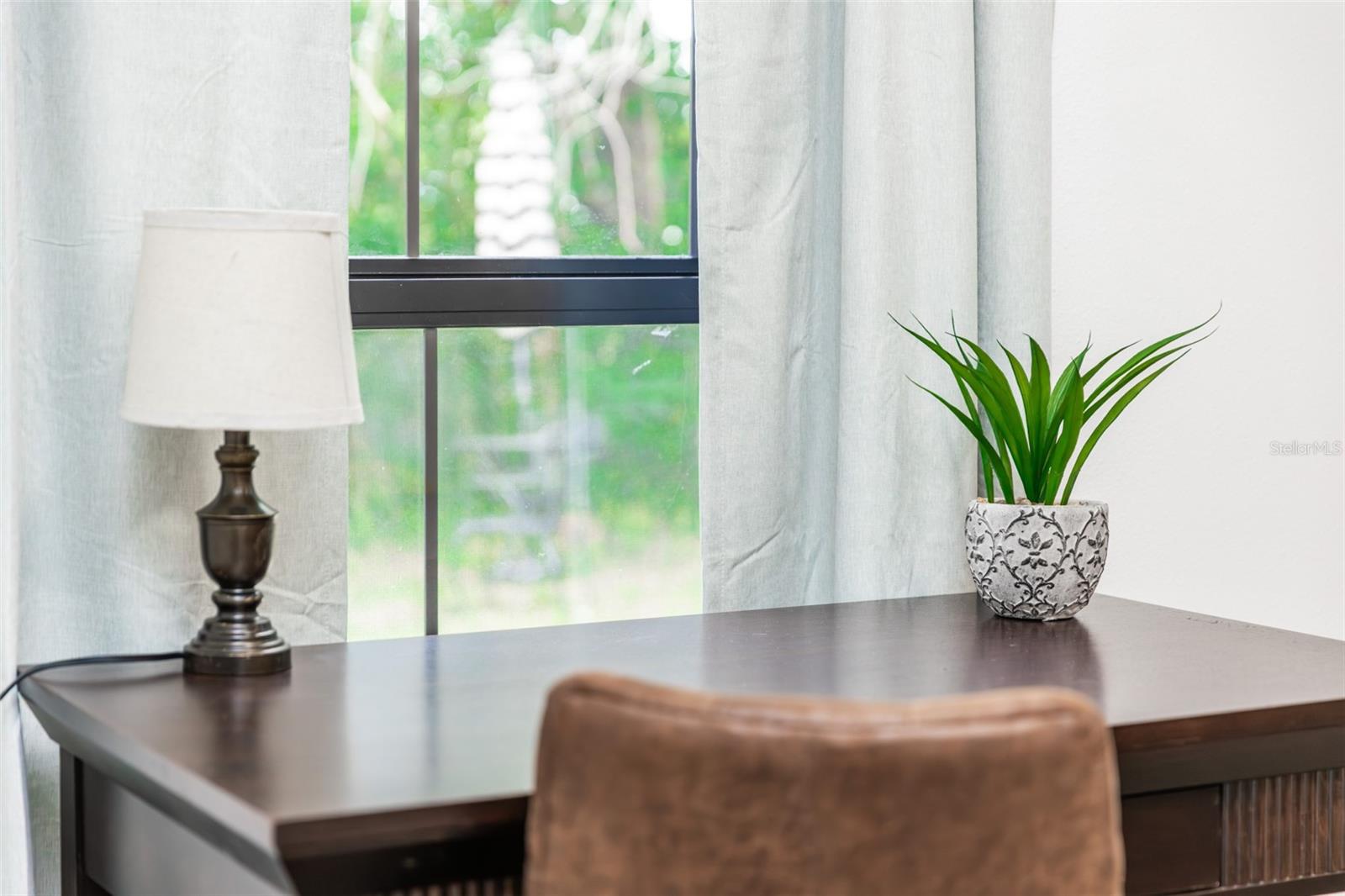 1820 N MERRICK DR, DELTONA, FL, 32738