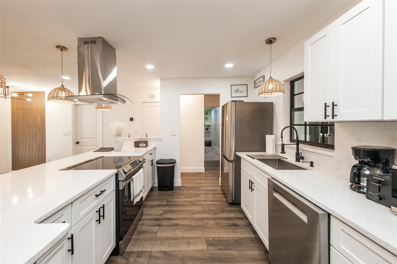 1820 N MERRICK DR, DELTONA, FL, 32738