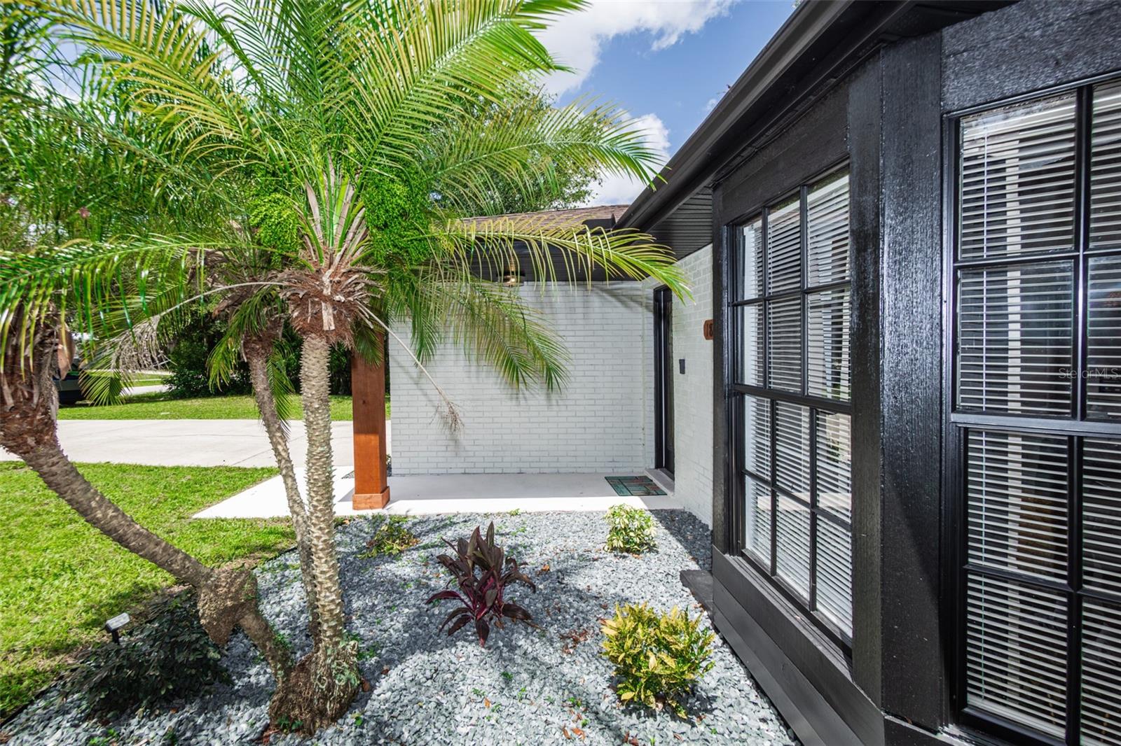 1820 N MERRICK DR, DELTONA, FL, 32738