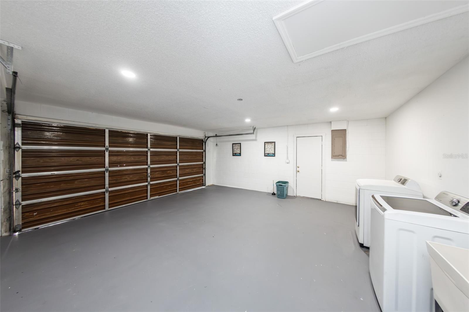 1820 N MERRICK DR, DELTONA, FL, 32738