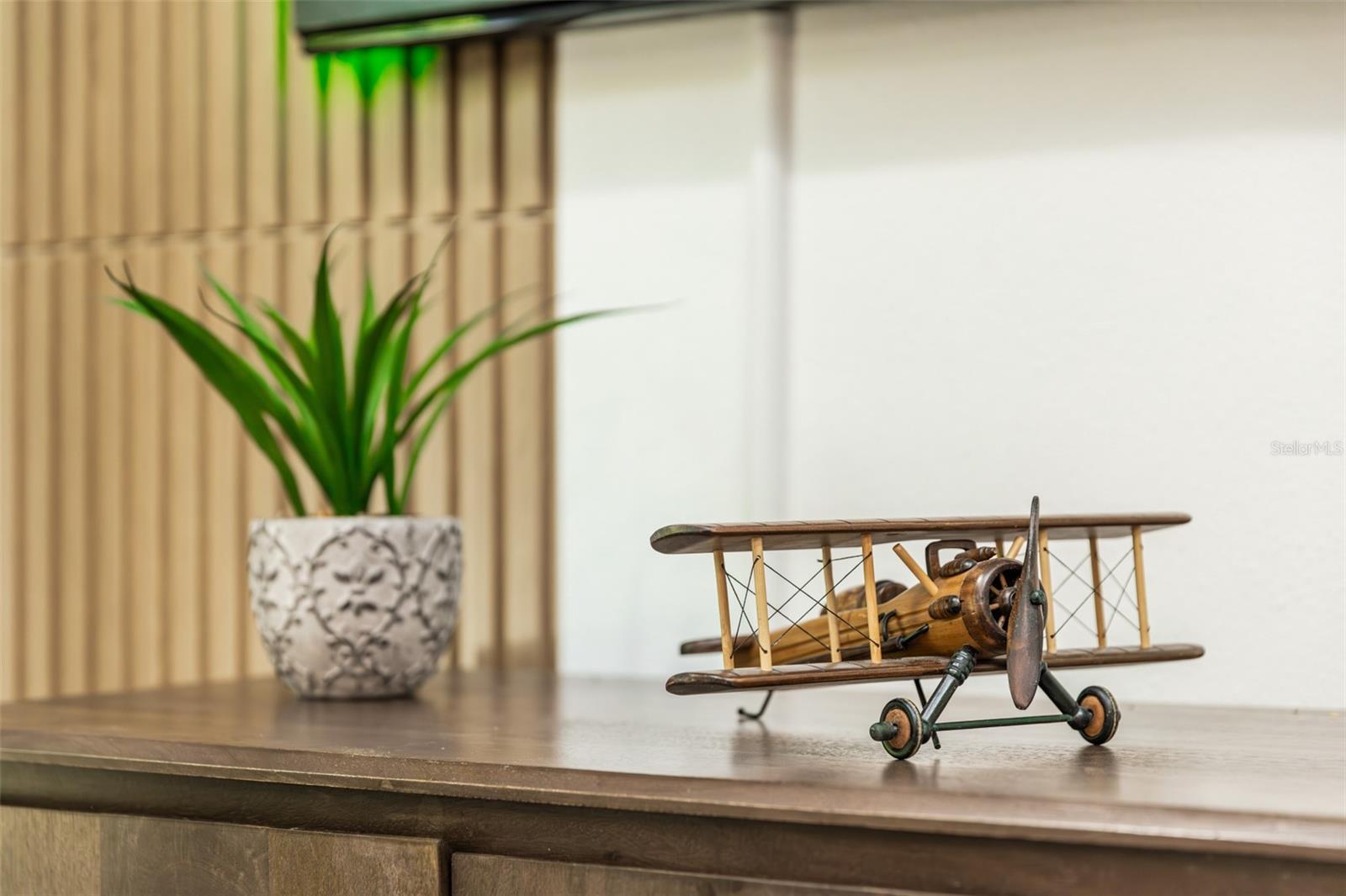 1820 N MERRICK DR, DELTONA, FL, 32738