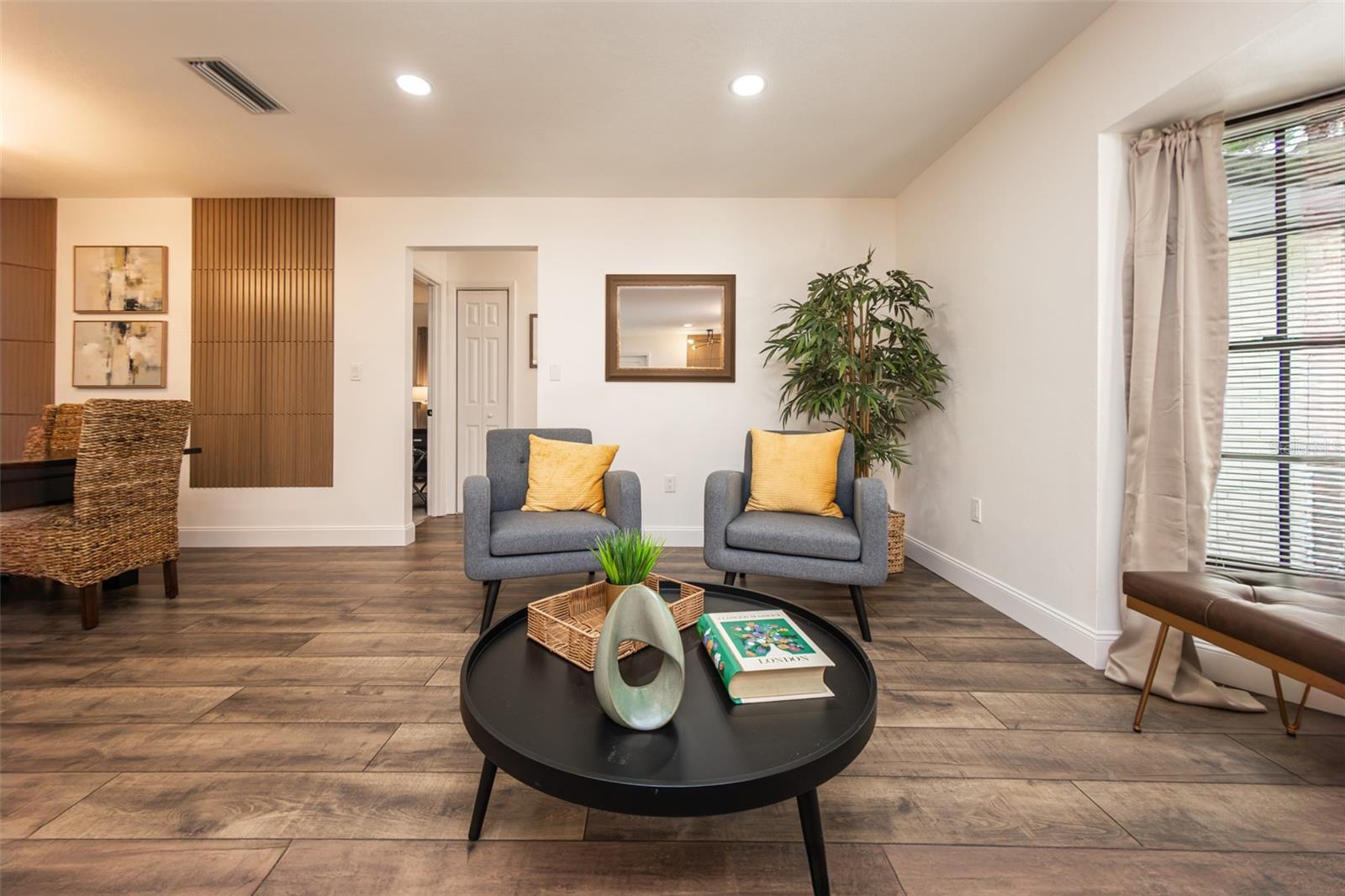 1820 N MERRICK DR, DELTONA, FL, 32738