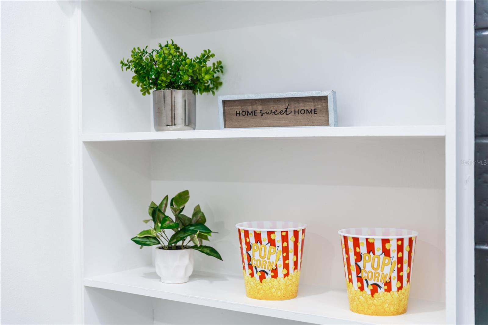 1820 N MERRICK DR, DELTONA, FL, 32738