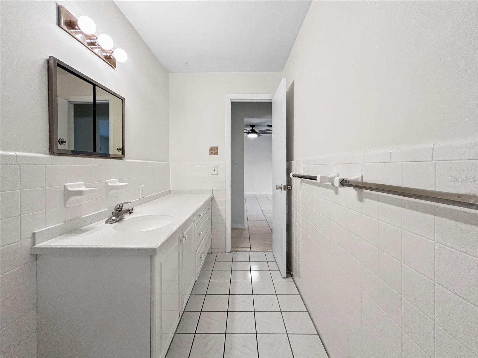 2710 JEWEL RD, BELLEAIR BLUFFS, FL, 33770