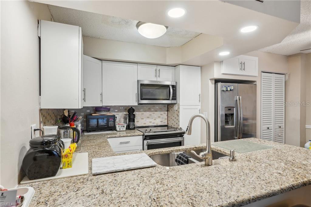 5321 SUMMERLIN RD #2108, FORT MYERS, FL, 33919