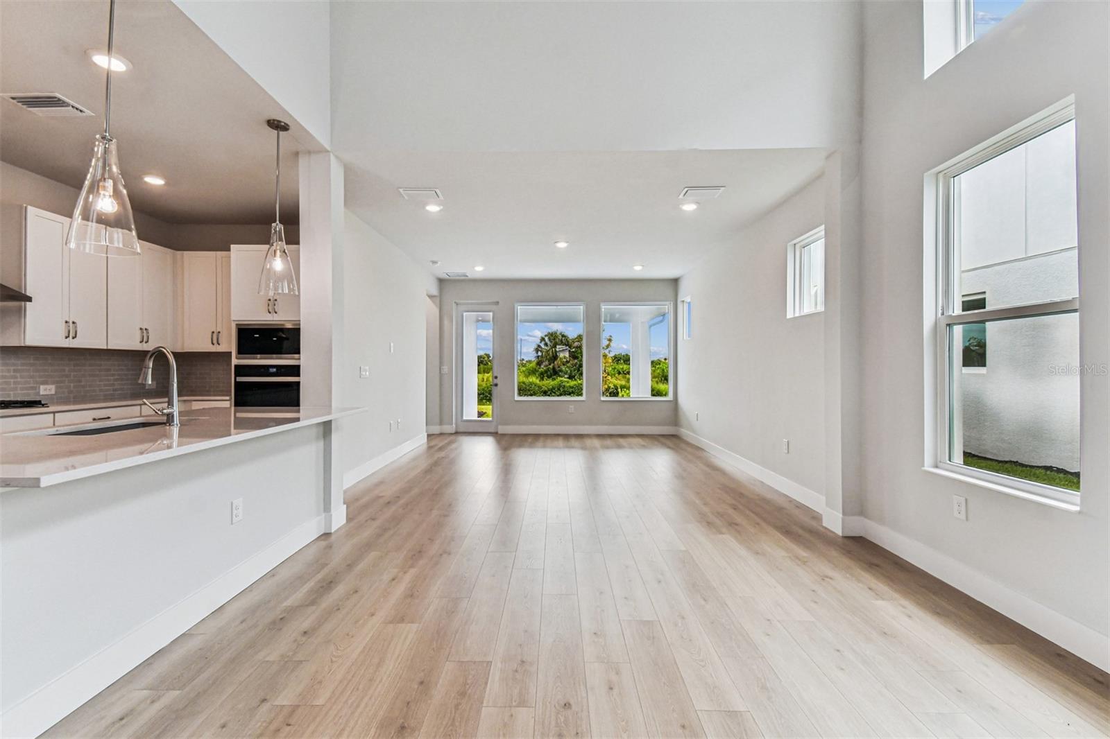 648 ALLORA AVE, NOKOMIS, FL, 34275