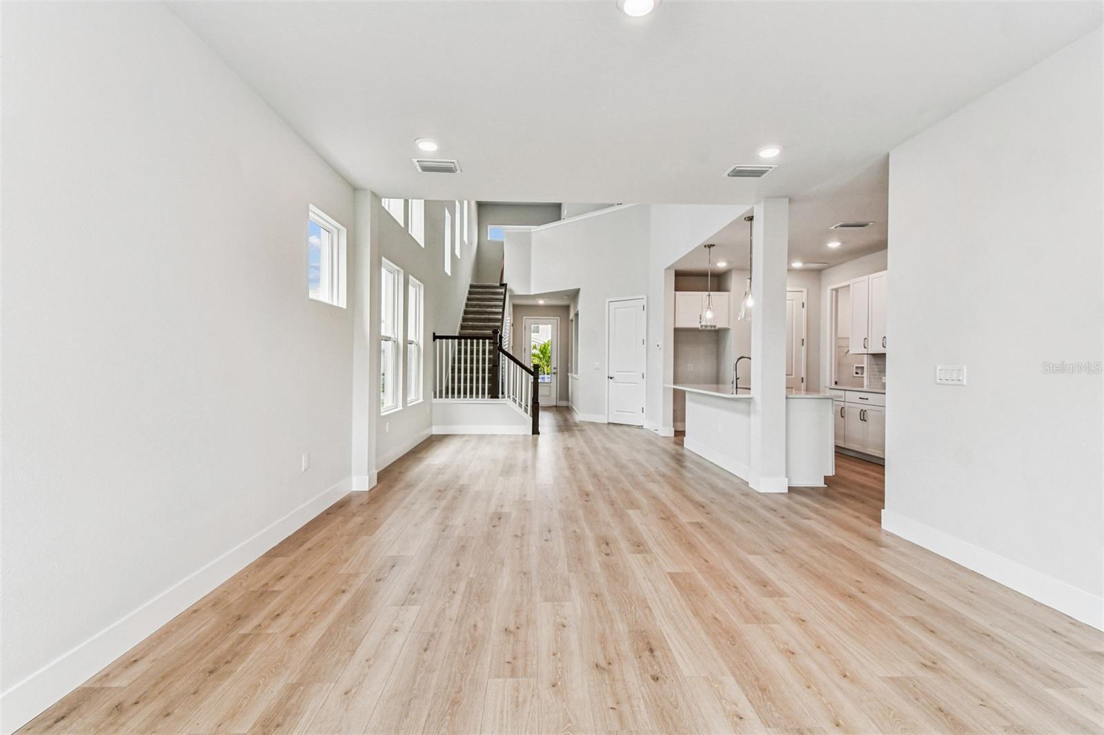 648 ALLORA AVE, NOKOMIS, FL, 34275