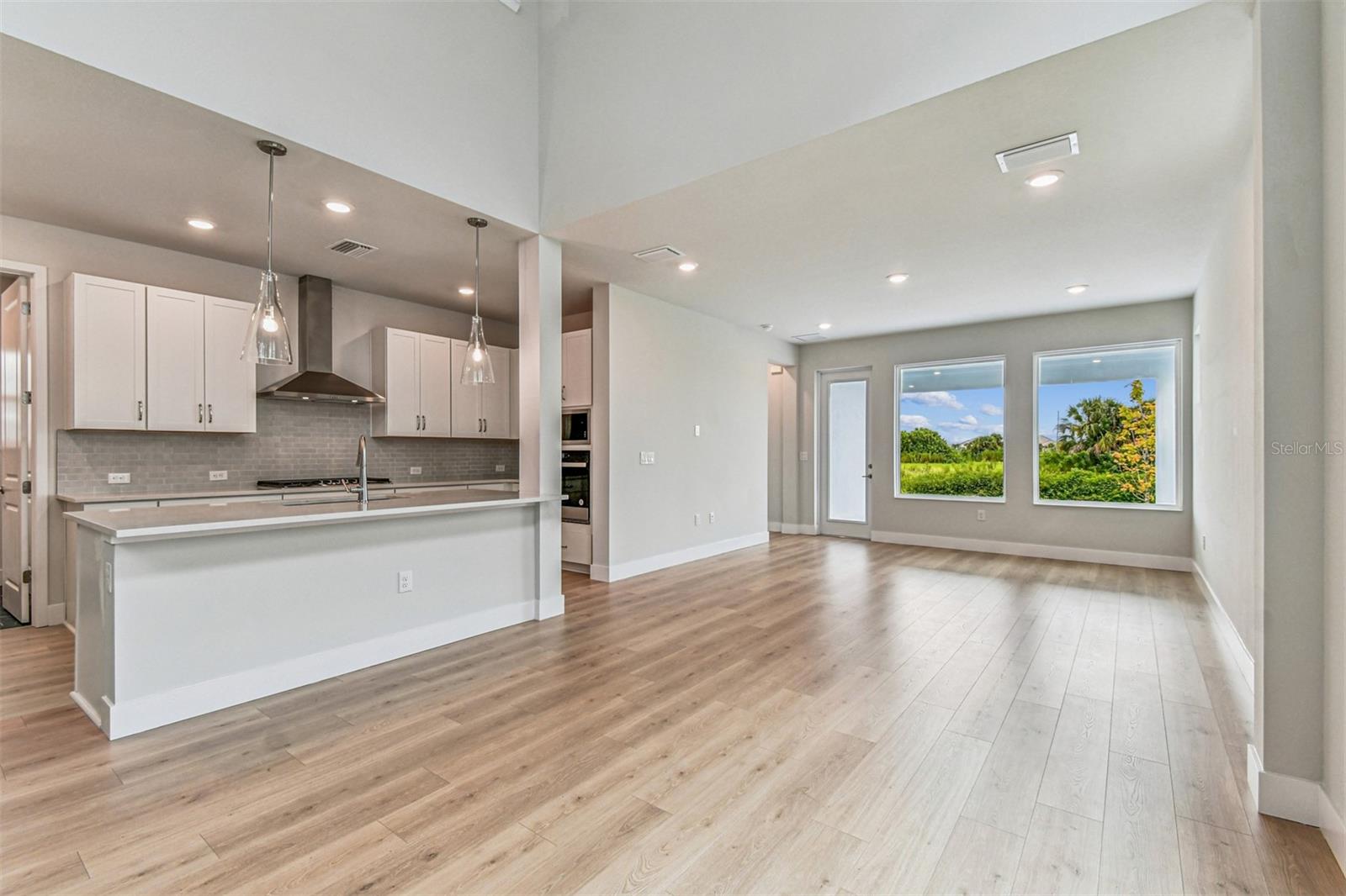 648 ALLORA AVE, NOKOMIS, FL, 34275