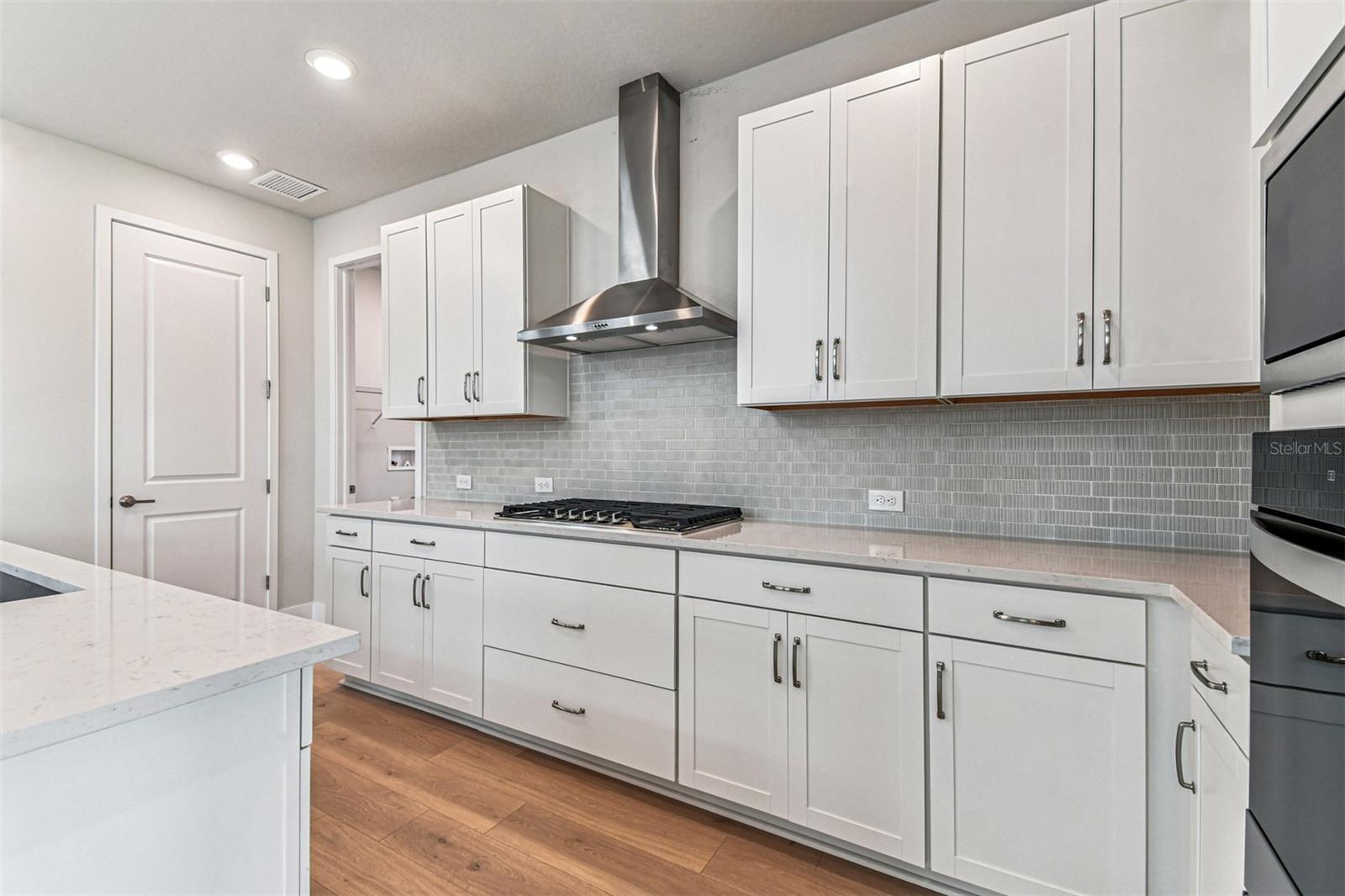 648 ALLORA AVE, NOKOMIS, FL, 34275