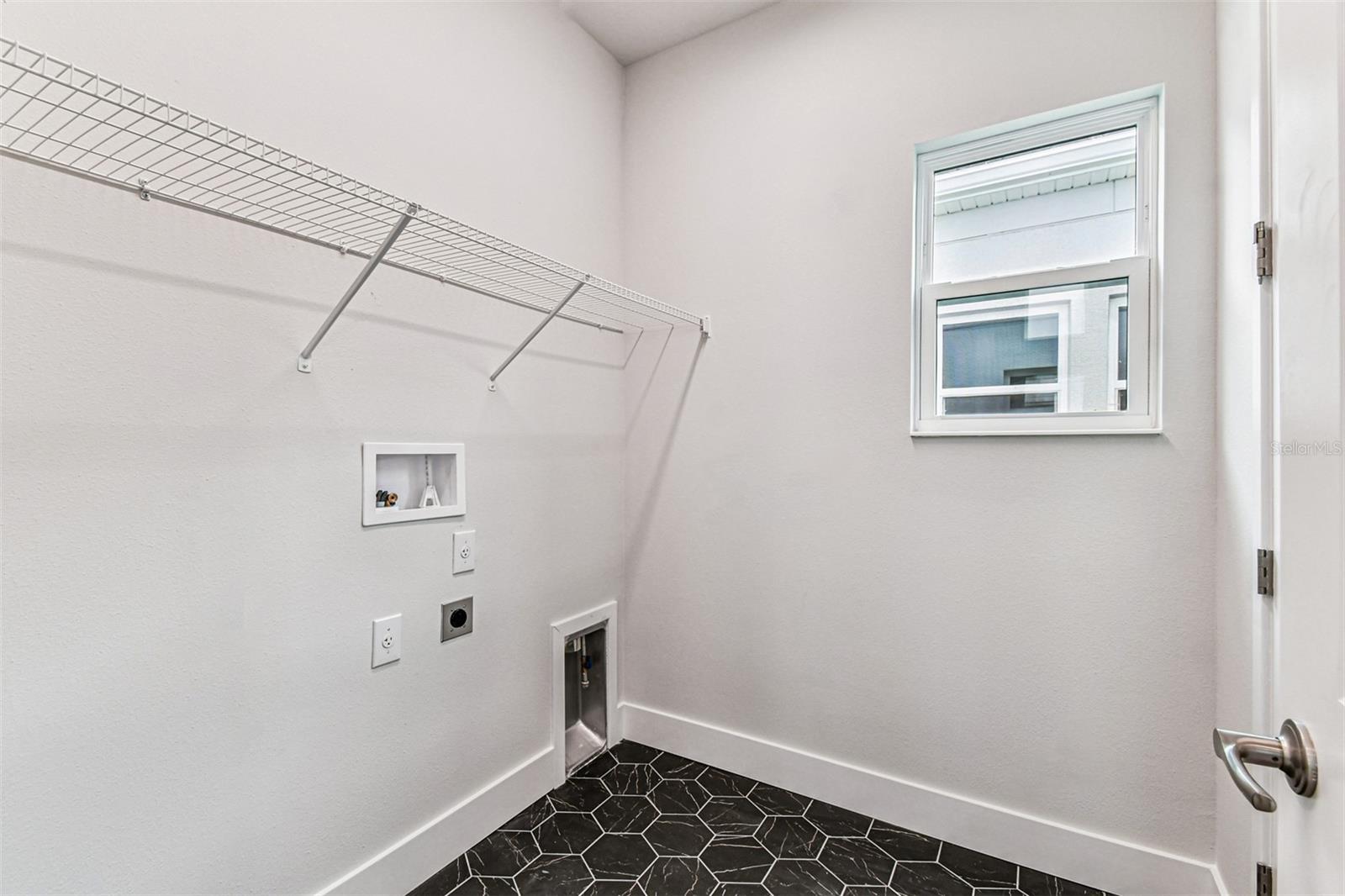 648 ALLORA AVE, NOKOMIS, FL, 34275