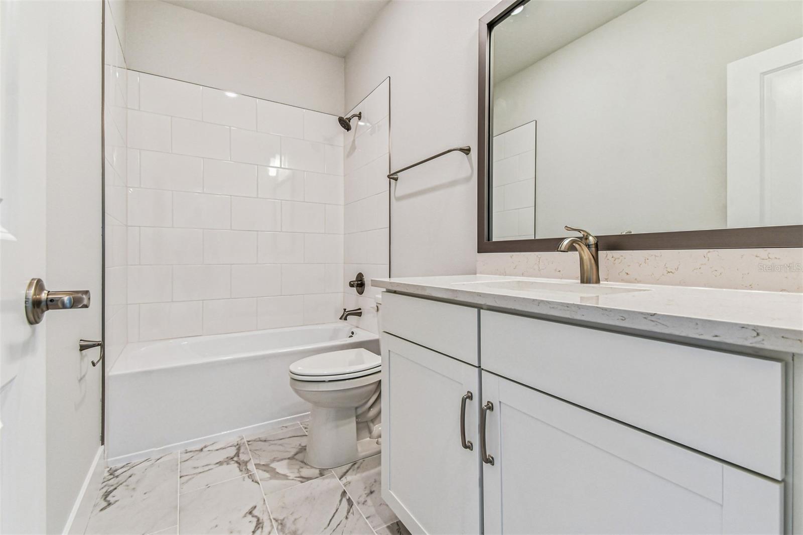 648 ALLORA AVE, NOKOMIS, FL, 34275