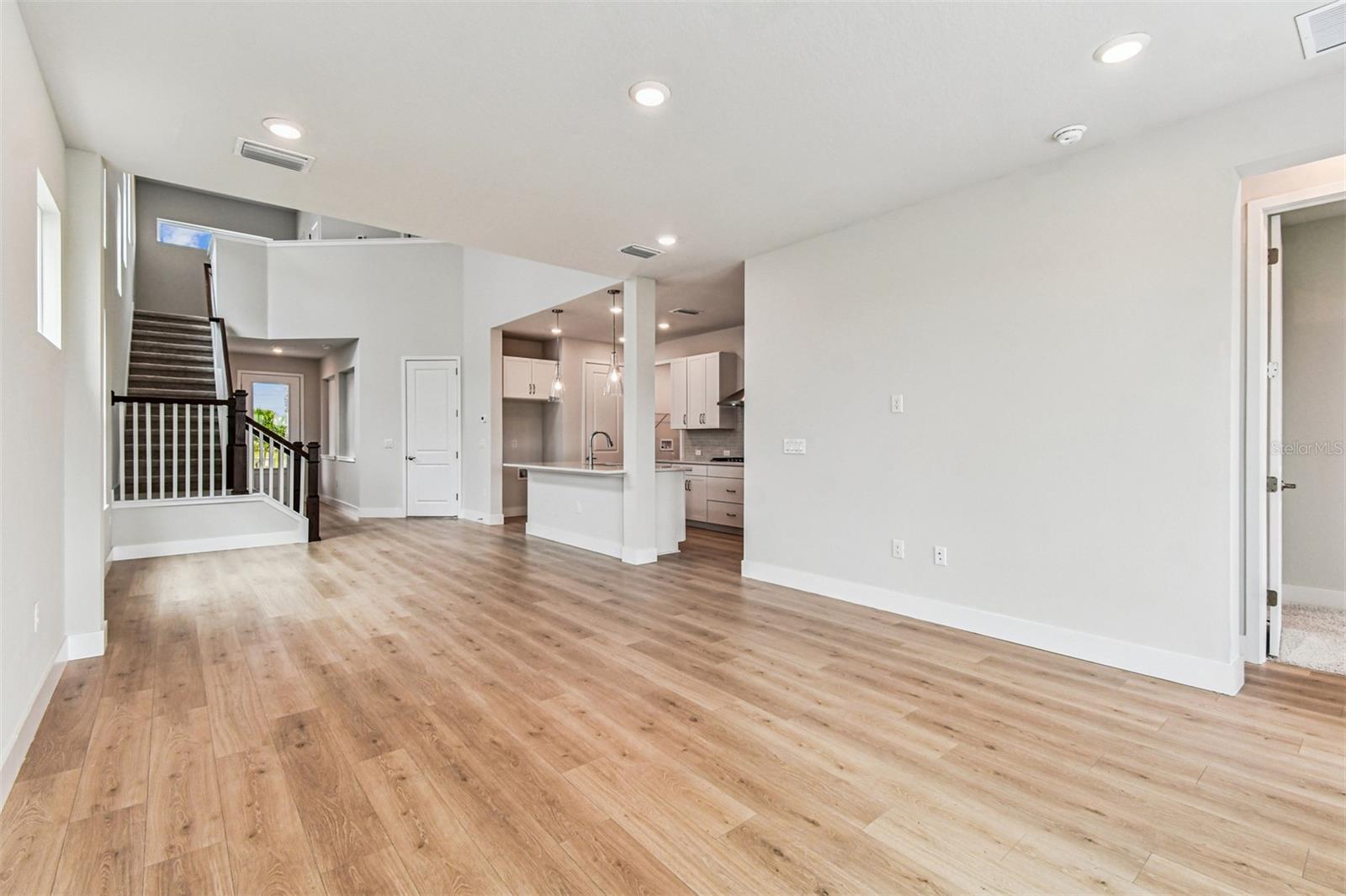 648 ALLORA AVE, NOKOMIS, FL, 34275