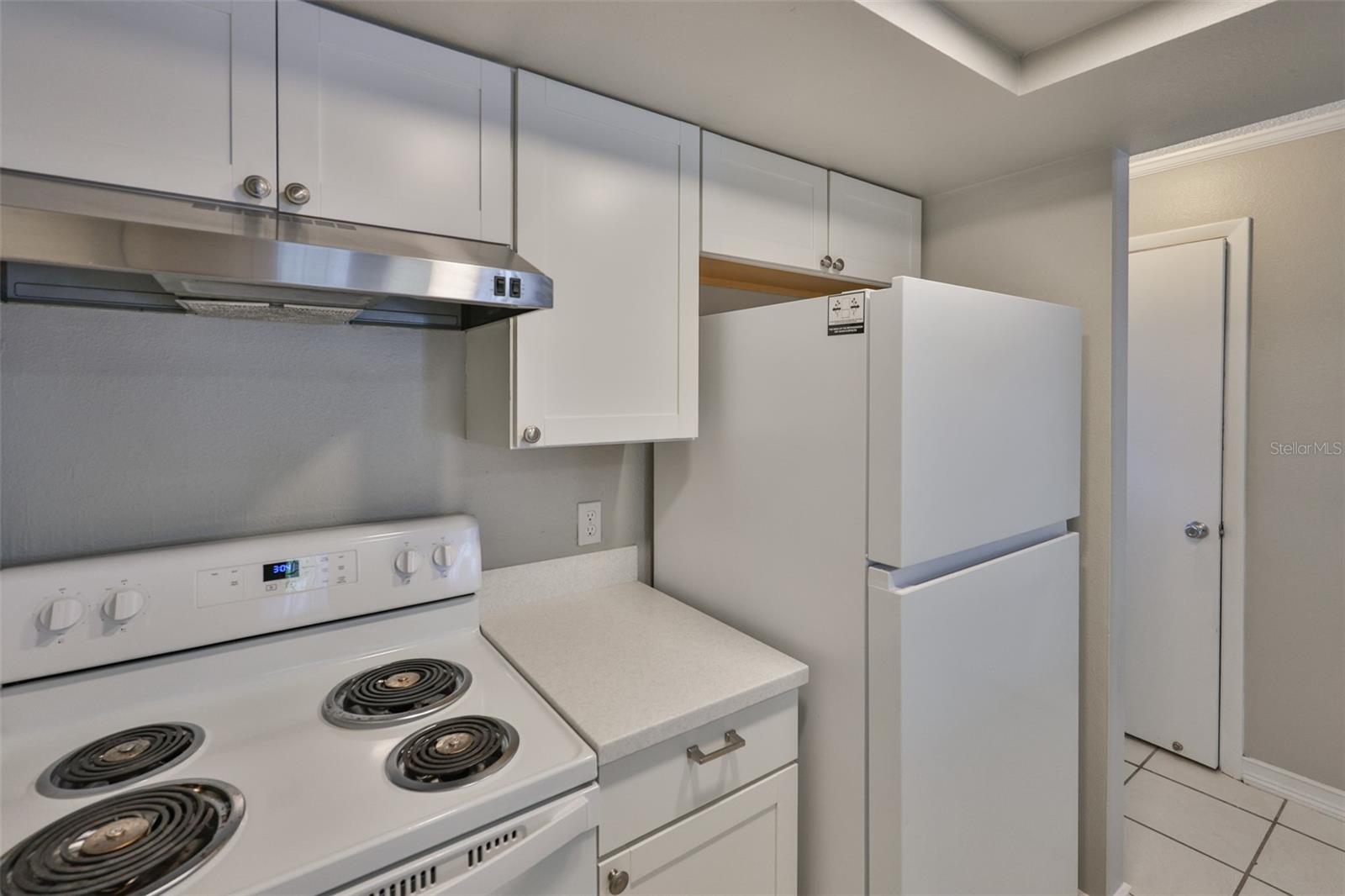 4801 W MCELROY AVE #D104, TAMPA, FL, 33611