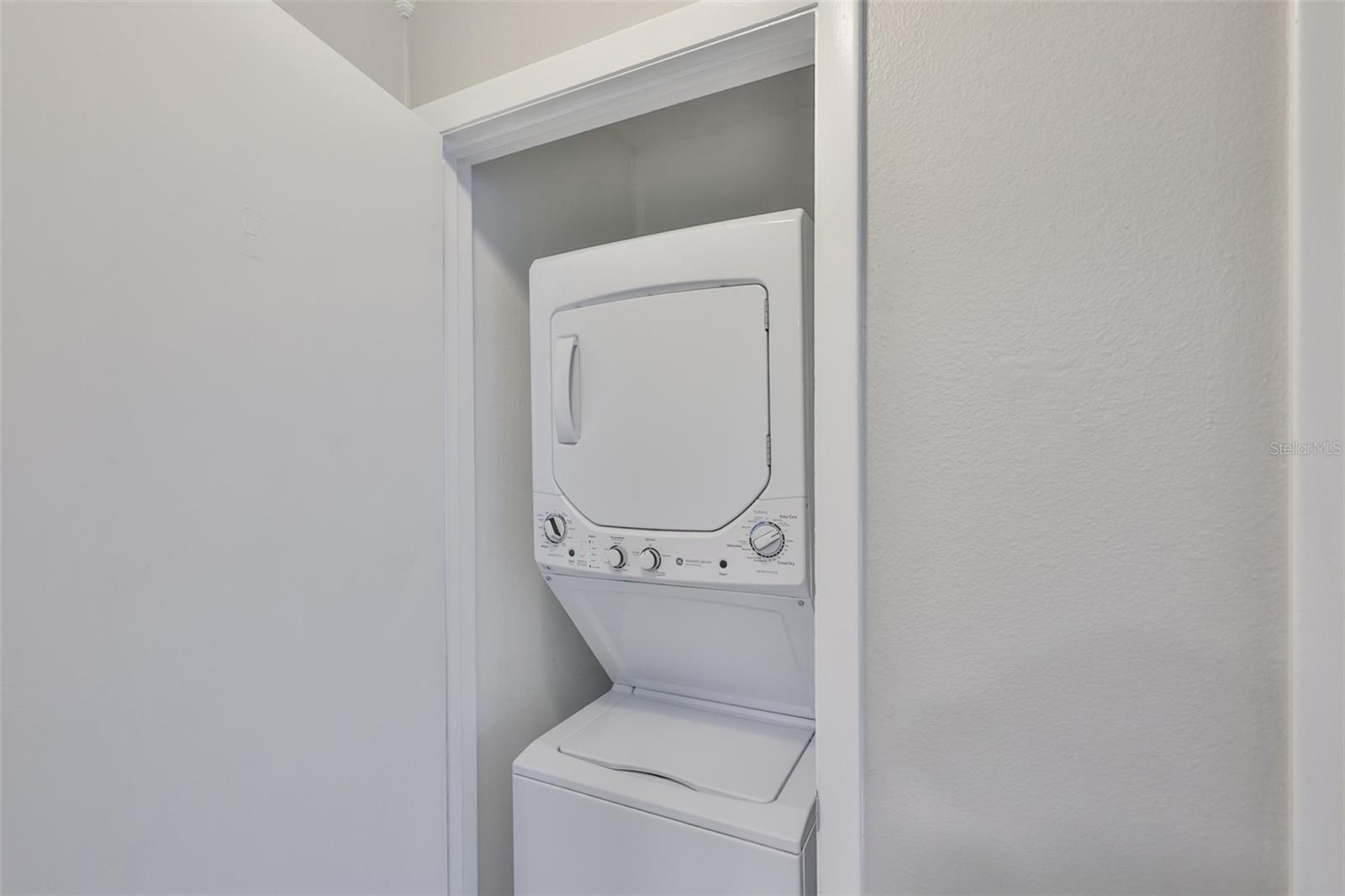 4801 W MCELROY AVE #D104, TAMPA, FL, 33611