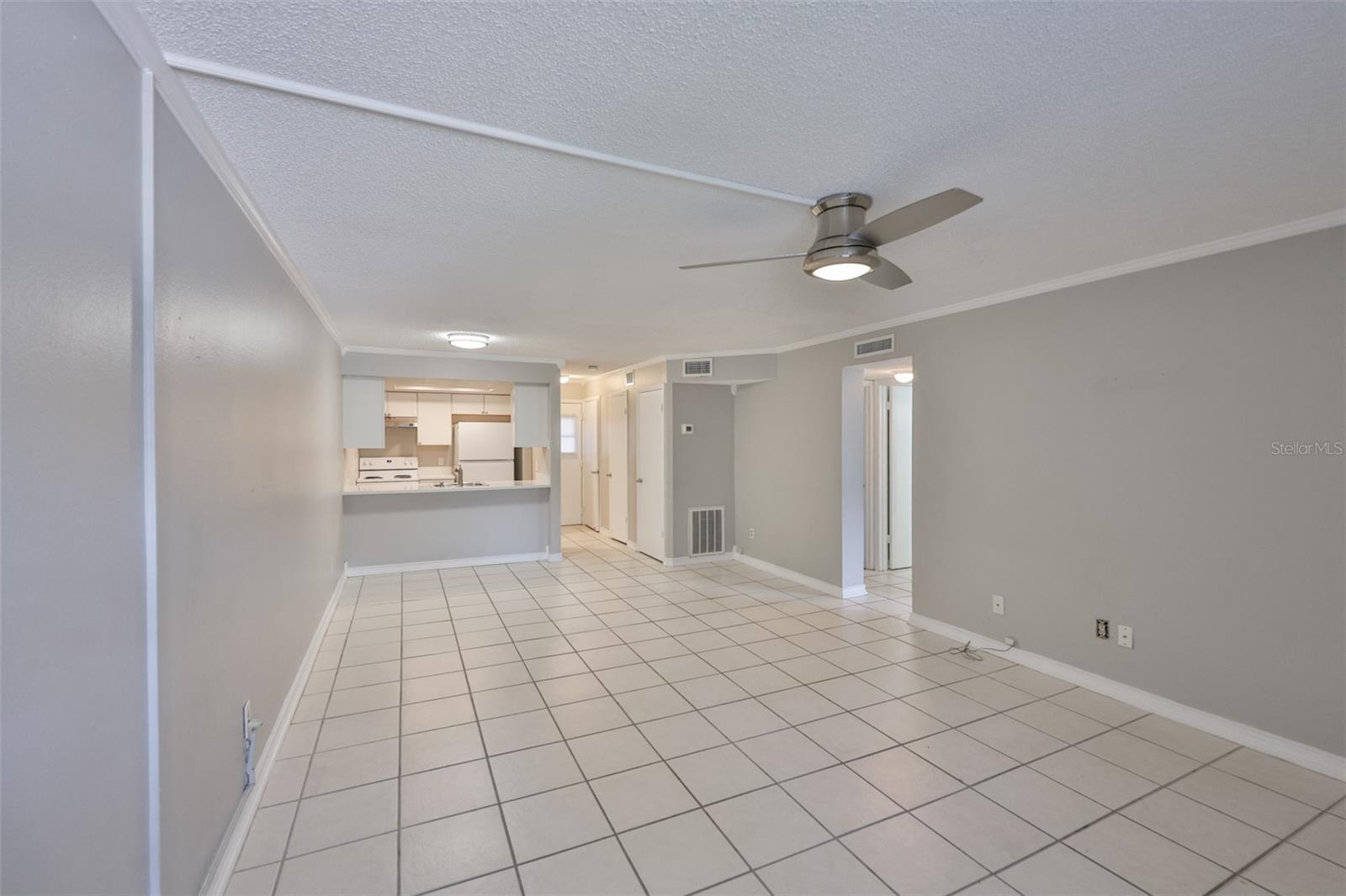 4801 W MCELROY AVE #D104, TAMPA, FL, 33611