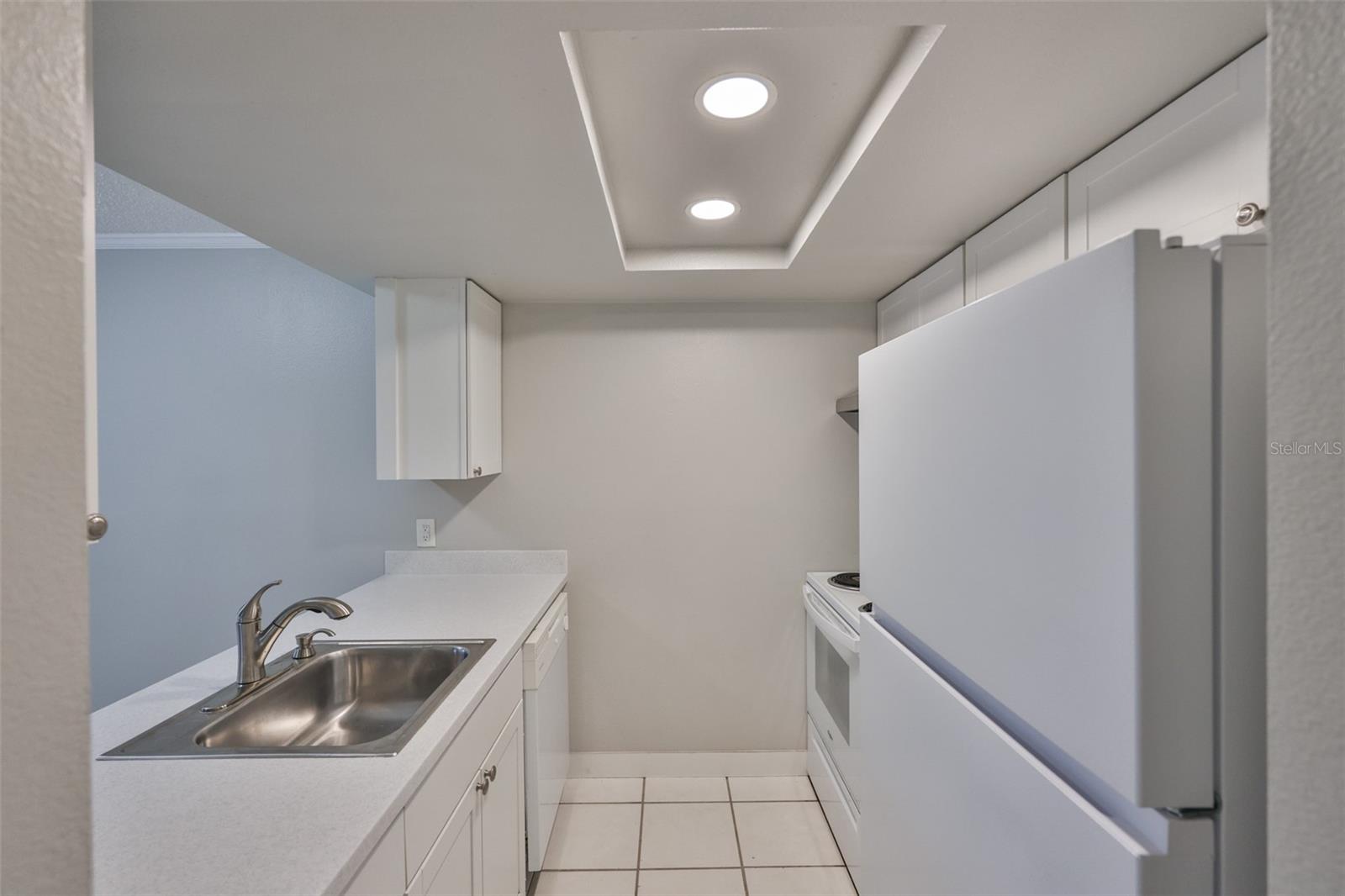 4801 W MCELROY AVE #D104, TAMPA, FL, 33611