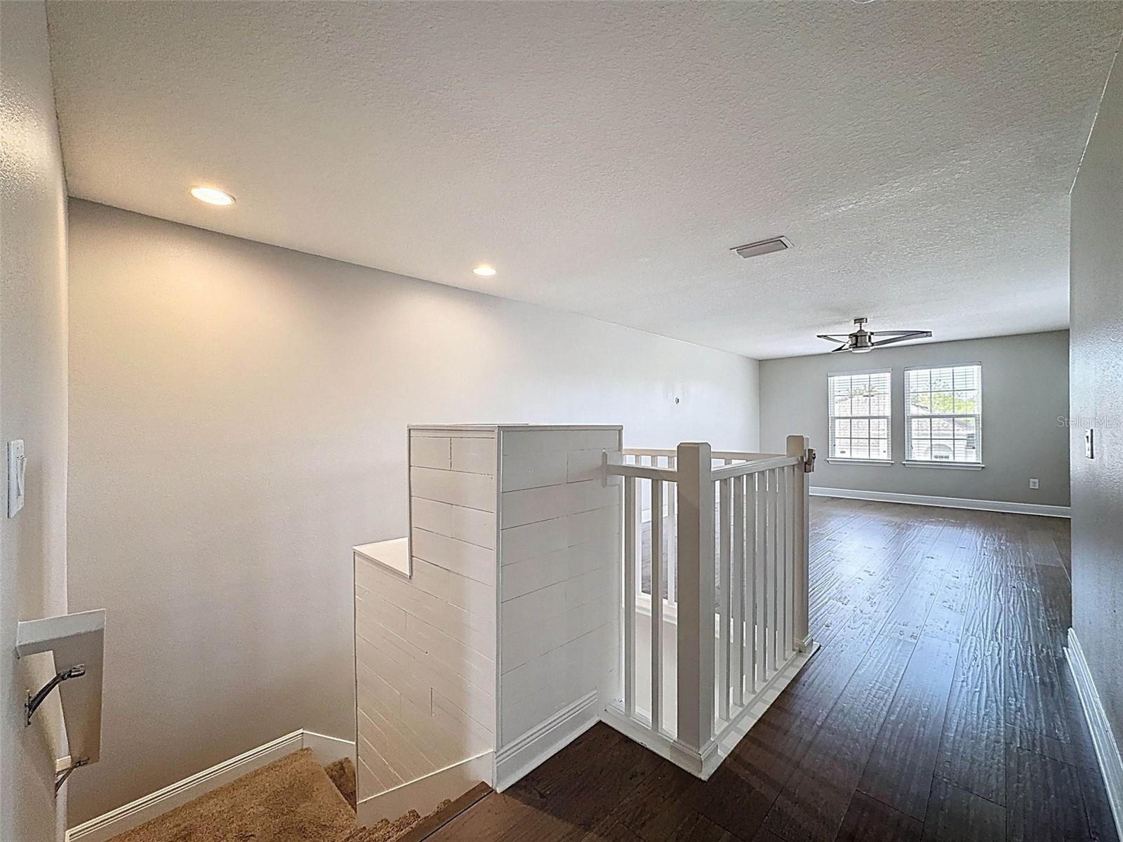 1606 FEATHER GRASS LOOP, LUTZ, FL, 33558